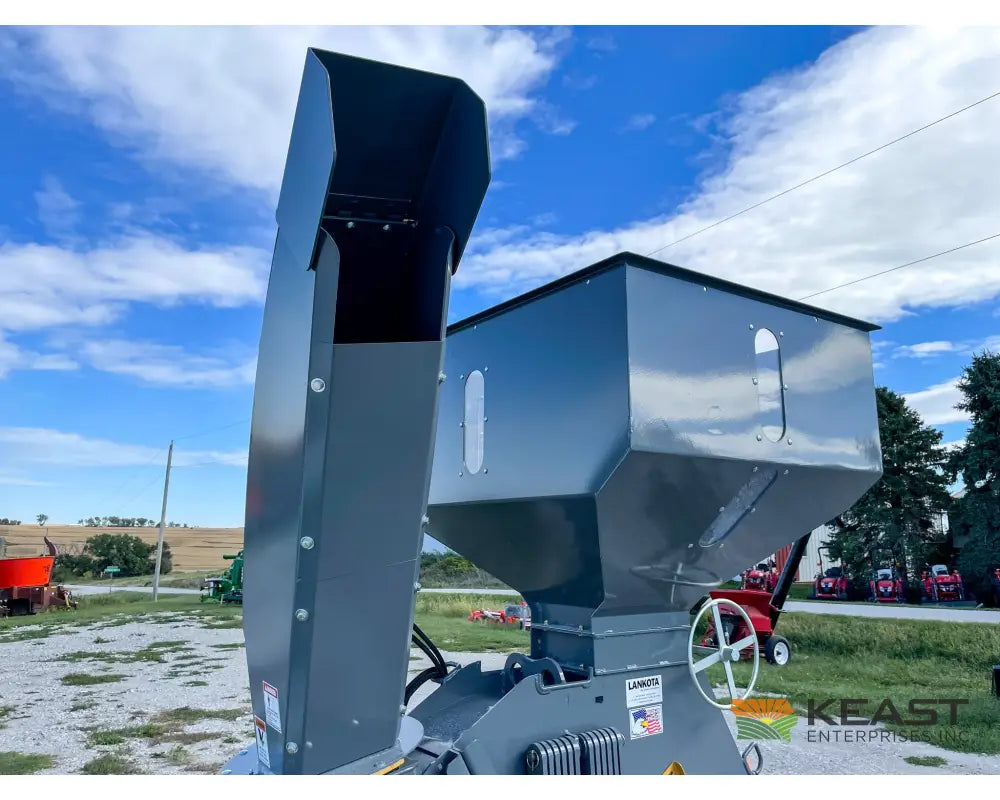 Lankota Corn Cracker Hammer Mill - Up to 2,600 BPH Capacity Hydraulic Chute Control Hammer Mill