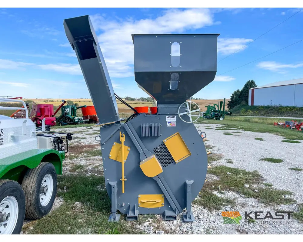 Lankota Corn Cracker Hammer Mill - Up to 2,600 BPH Capacity Hydraulic Chute Control Hammer Mill