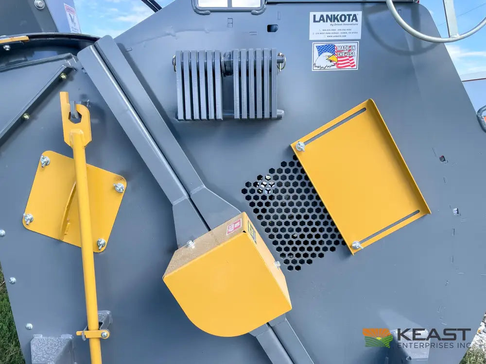 Lankota Corn Cracker Hammer Mill - Up to 2,600 BPH Capacity Hydraulic Chute Control Hammer Mill