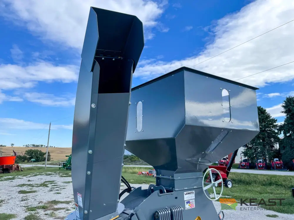 Lankota Corn Cracker Hammer Mill - Up to 2,600 BPH Capacity Hydraulic Chute Control Hammer Mill