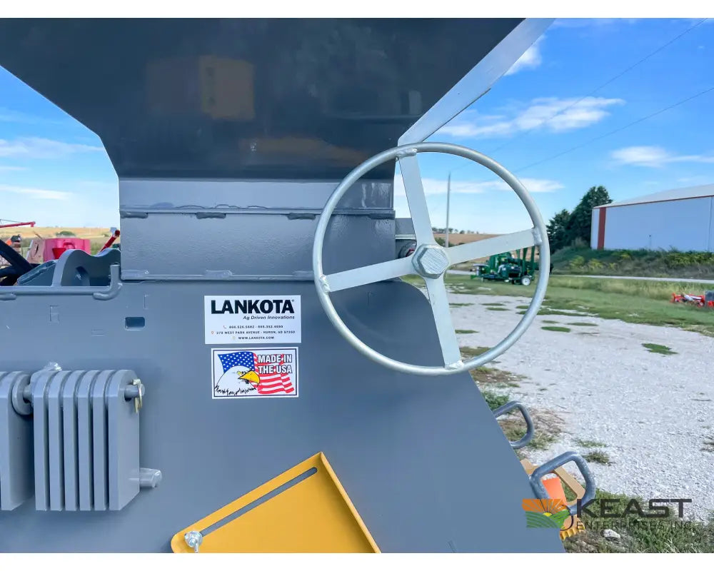 Lankota Corn Cracker Hammer Mill - Up to 2,600 BPH Capacity Hydraulic Chute Control Hammer Mill