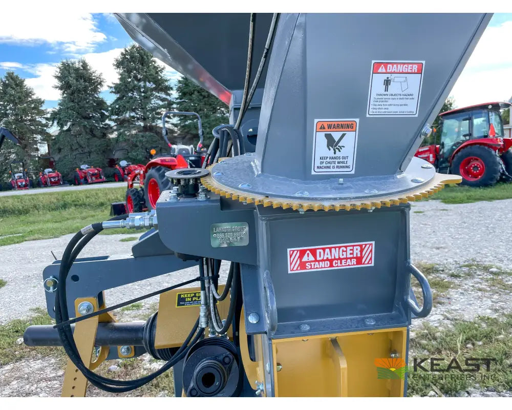 Lankota Corn Cracker Hammer Mill - Up to 2,600 BPH Capacity Hydraulic Chute Control Hammer Mill