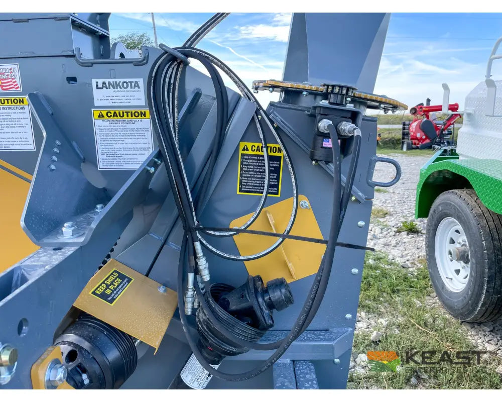 Lankota Corn Cracker Hammer Mill - Up to 2,600 BPH Capacity Hydraulic Chute Control Hammer Mill