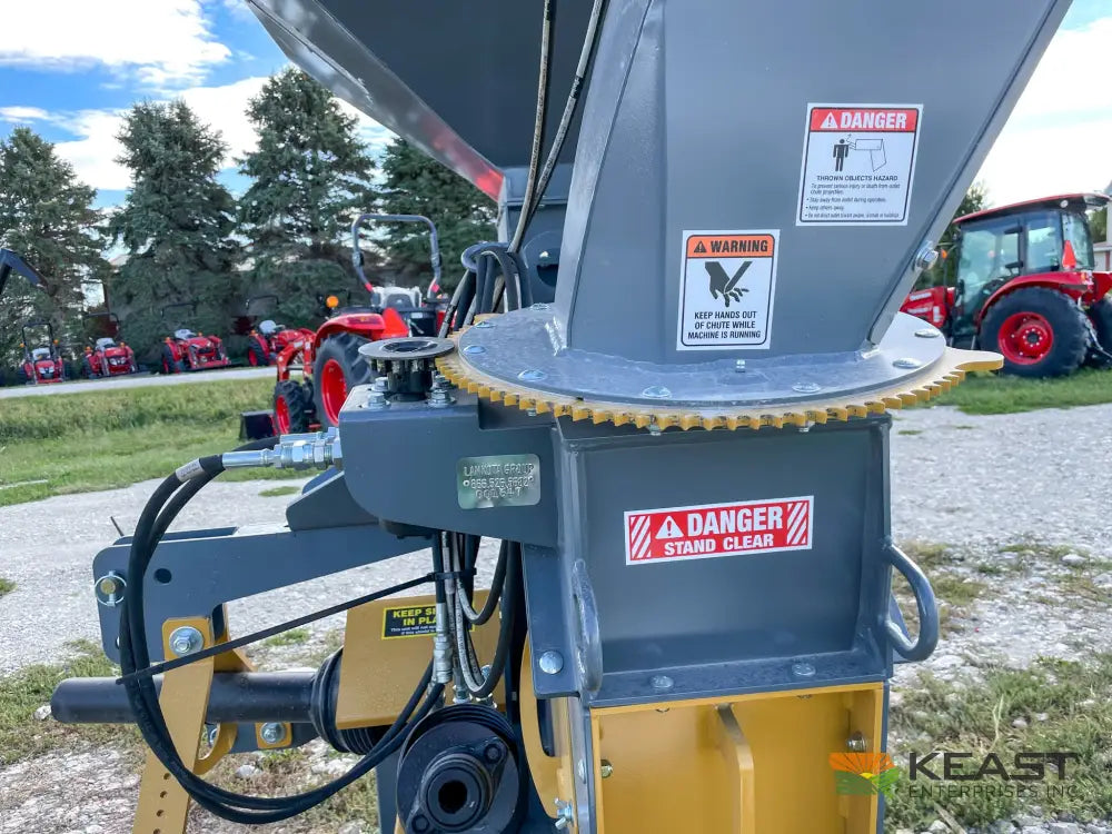 Lankota Corn Cracker Hammer Mill - Up to 2,600 BPH Capacity Hydraulic Chute Control Hammer Mill