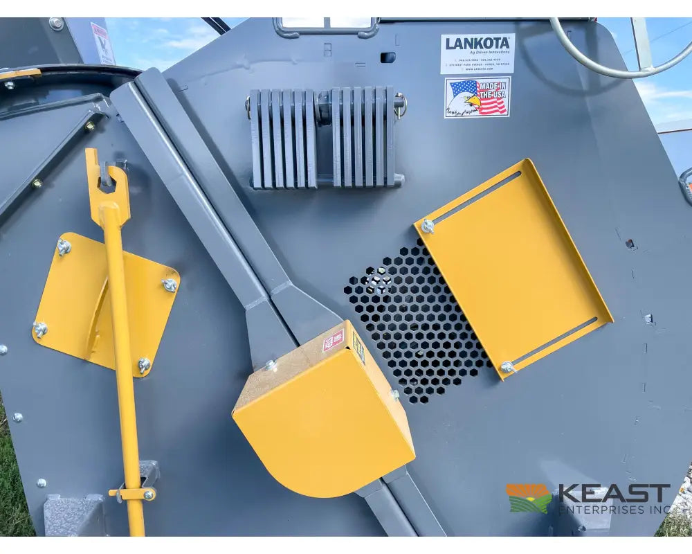 Lankota Corn Cracker Hammer Mill - Up to 2,600 BPH Capacity Hydraulic Chute Control Hammer Mill