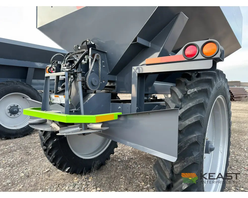 Loftness F810 Fertilizer Spreader - 8-Ton Capacity Rate Control Module Scales Fertilizer Spreaders