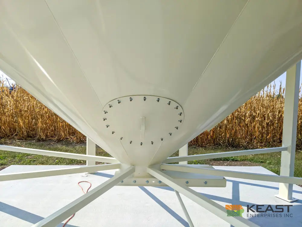 Meridian 1620 Smoothwall Grain Bin - 16’ Diameter 4118 Bushel Capacity Powder Coated Smoothwall Bins