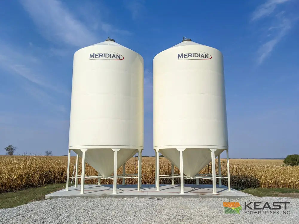 Meridian 1620 Smoothwall Grain Bin - 16’ Diameter 4118 Bushel Capacity Powder Coated Smoothwall Bins
