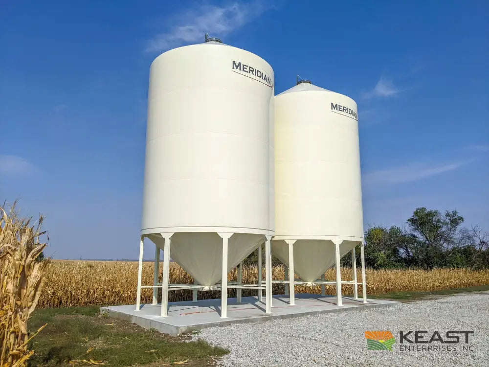 Meridian 1620 Smoothwall Grain Bin - 16’ Diameter 4118 Bushel Capacity Powder Coated Smoothwall Bins
