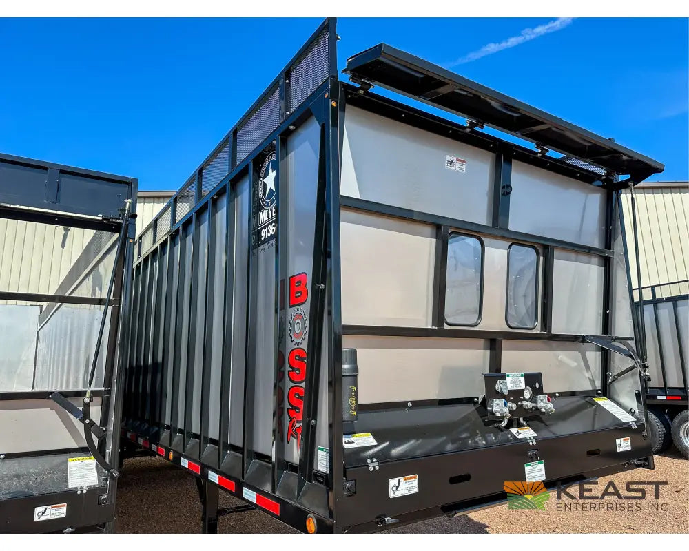 Meyer 9136RT Chainfloor Forage Trailer - Rear Unload Stainless Steel Sides Forage Trailers