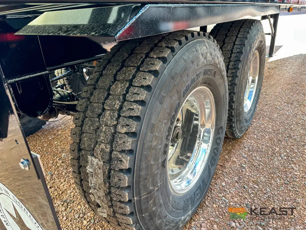 Meyer 9136RT Chainfloor Forage Trailer - Rear Unload Stainless Steel Sides Forage Trailers