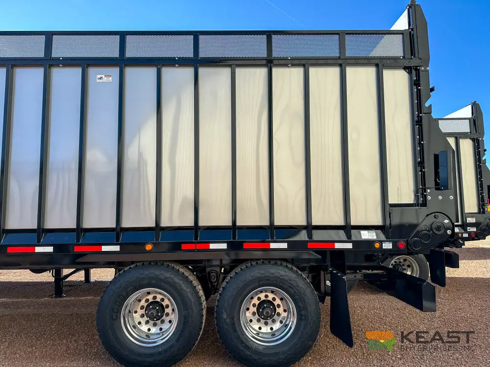 Meyer 9136RT Chainfloor Forage Trailer - Rear Unload Stainless Steel Sides Forage Trailers