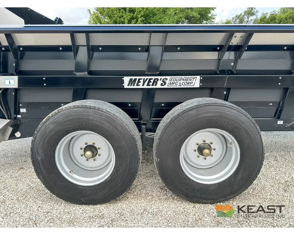 Meyers VB280 Manure Spreader - 280 Cu Ft Capacity Struck Poly Box Manure Spreaders