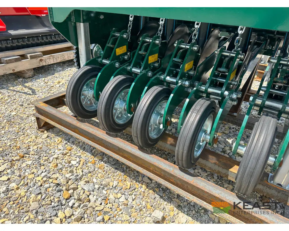 PH Outdoors G3 3’ No Till Drill - 5 Rows 7.5’’ Spacing Great for Food Plots Hunting and Farms Drills and Seeders