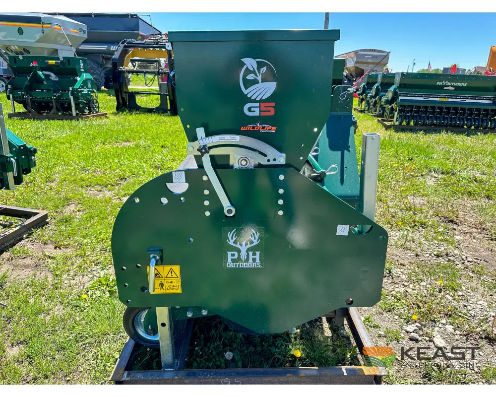 PH Outdoors G5 5’ No Till Drill - 8 Rows 7.5’’ Spacing Great for Food Plots Hunting and Farms Drills and Seeders