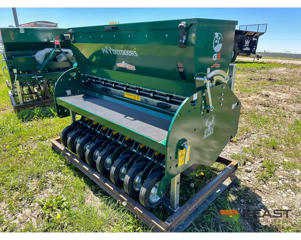 PH Outdoors G5 5’ No Till Drill - 8 Rows 7.5’’ Spacing Great for Food Plots Hunting and Farms Drills and Seeders