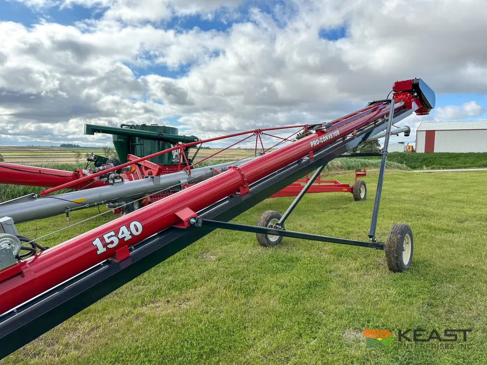 Premiere Ag 1540 Pro Conveyor - 10 hp Electric Drive 40’ Length Up to 10,000 BPH Capacity Conveyors