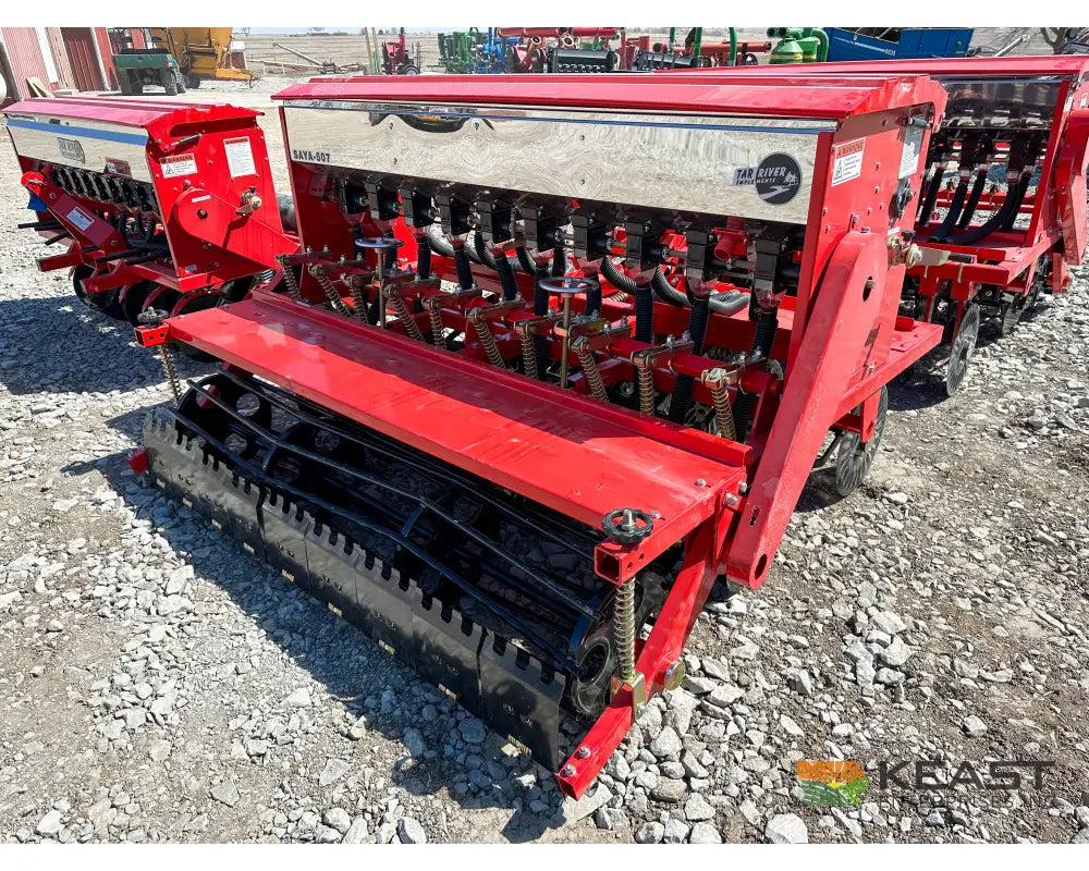Tar River SAYA507 78’ No Till Drill - 10 Seed Cups 10 Fertilizer Cups Up to 2’’ Working Depth Drills and Seeders