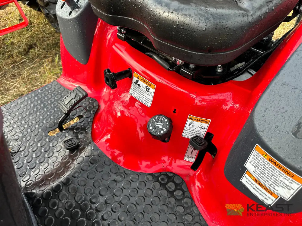 TYM T224H 22 hp Tractor - Hydrostatic Transmission Integrated Loader Tractors