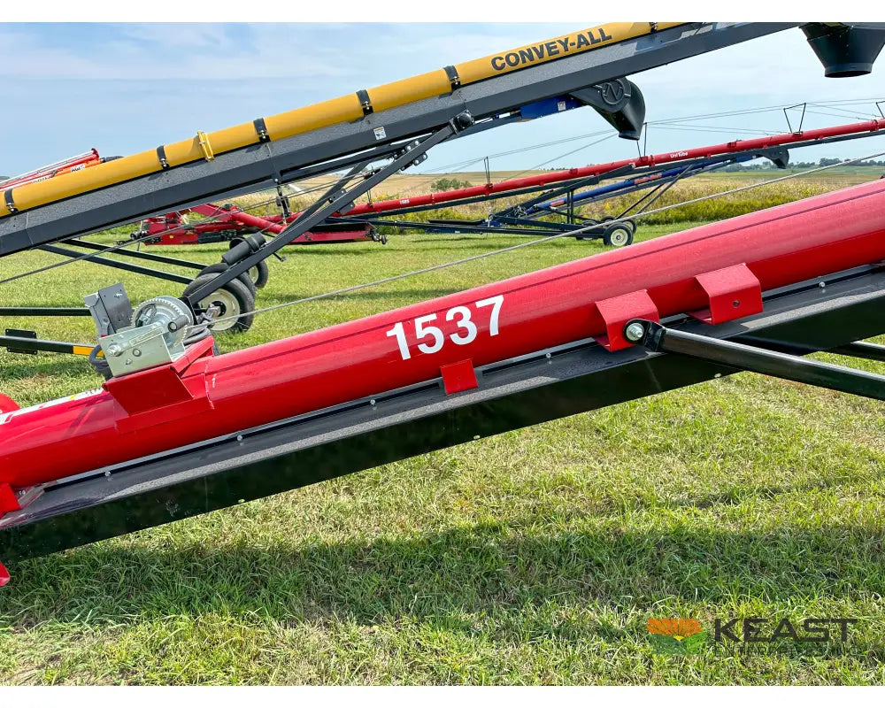 Universal 1537 Electric Belt Conveyor 37’ Length 15’’ Belt Up to 6,000 BPH Conveyors