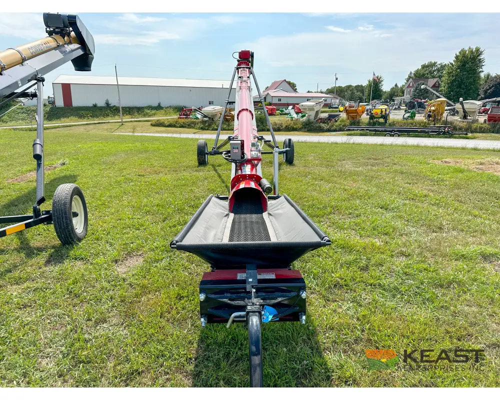 Universal 1537 Electric Belt Conveyor 37’ Length 15’’ Belt Up to 6,000 BPH Conveyors