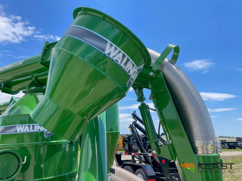 Walinga 7614DLX Grain Vac - Up to 5,500 BPH Capacity Full Pipe Package Grain Vacs