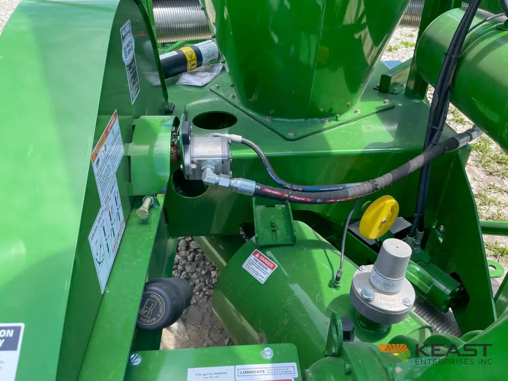 Walinga 7614DLX Grain Vac - Up to 5,500 BPH Capacity Full Pipe Package Grain Vacs