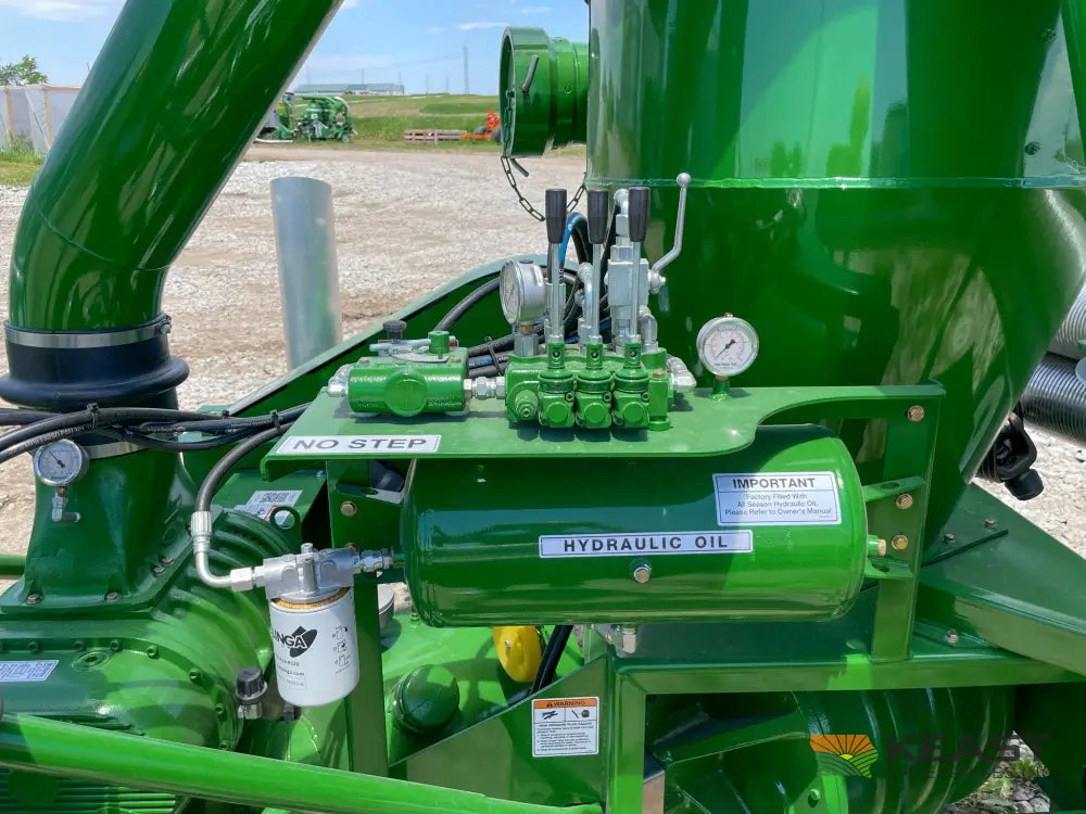 Walinga 7614DLX Grain Vac - Up to 5,500 BPH Capacity Full Pipe Package Grain Vacs
