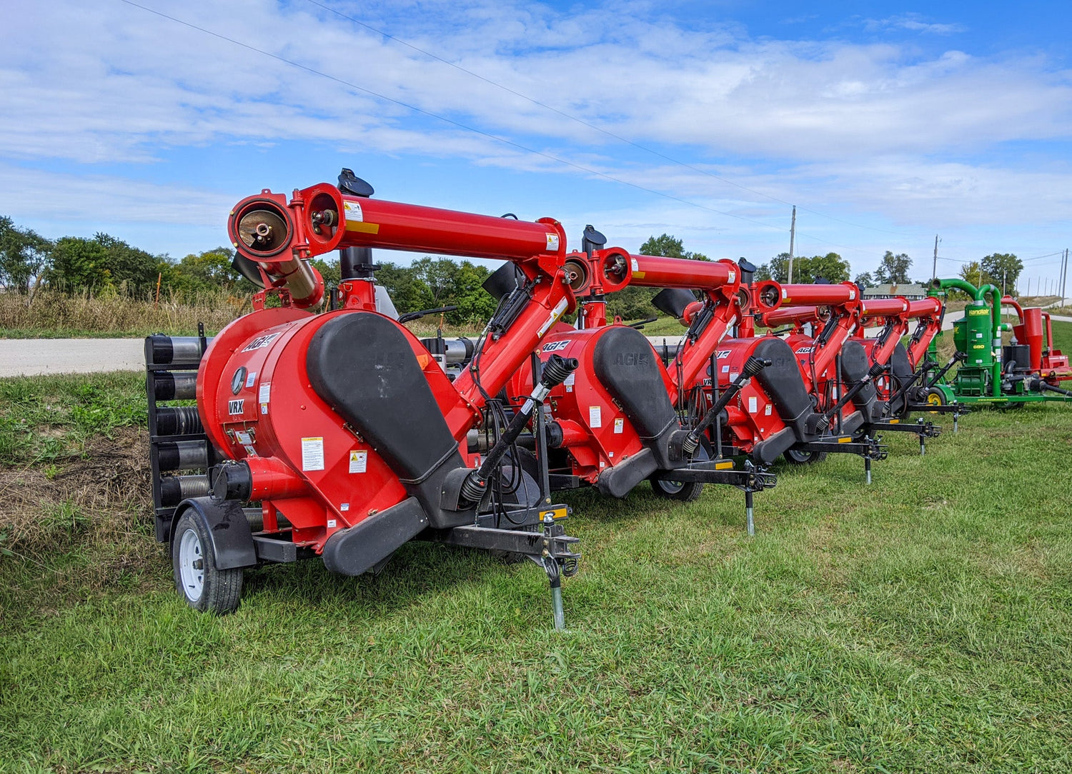 AGI REM Grain Vacs