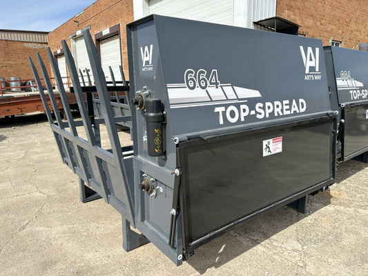 Art's Way 664 Top-Spread outer housing and loading frame, three-quarter