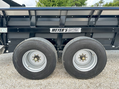 Meyers VB280 Manure Spreader - 280 Cu Ft Capacity Struck, Poly Box