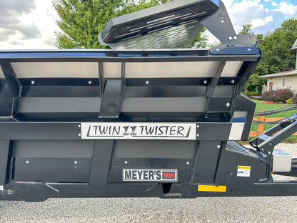 Meyers VB280 Manure Spreader - 280 Cu Ft Capacity Struck, Poly Box