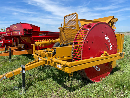 Haybuster 3106 Rock-Eze Rock Picker, 1 Cu Yd Capacity, 80" Dump Height