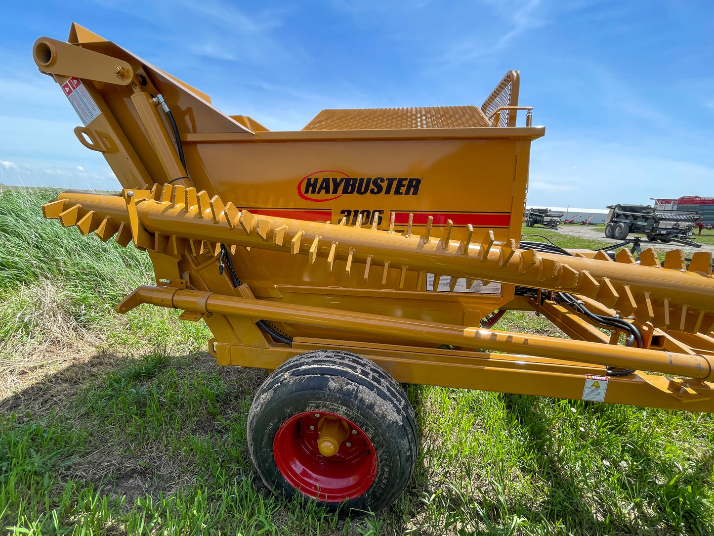 Haybuster 3106 Rock-Eze Rock Picker, 1 Cu Yd Capacity, 80" Dump Height