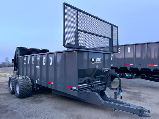 Artex SBX600 Vertical Beater Manure Spreader, 520 cu ft Struck
