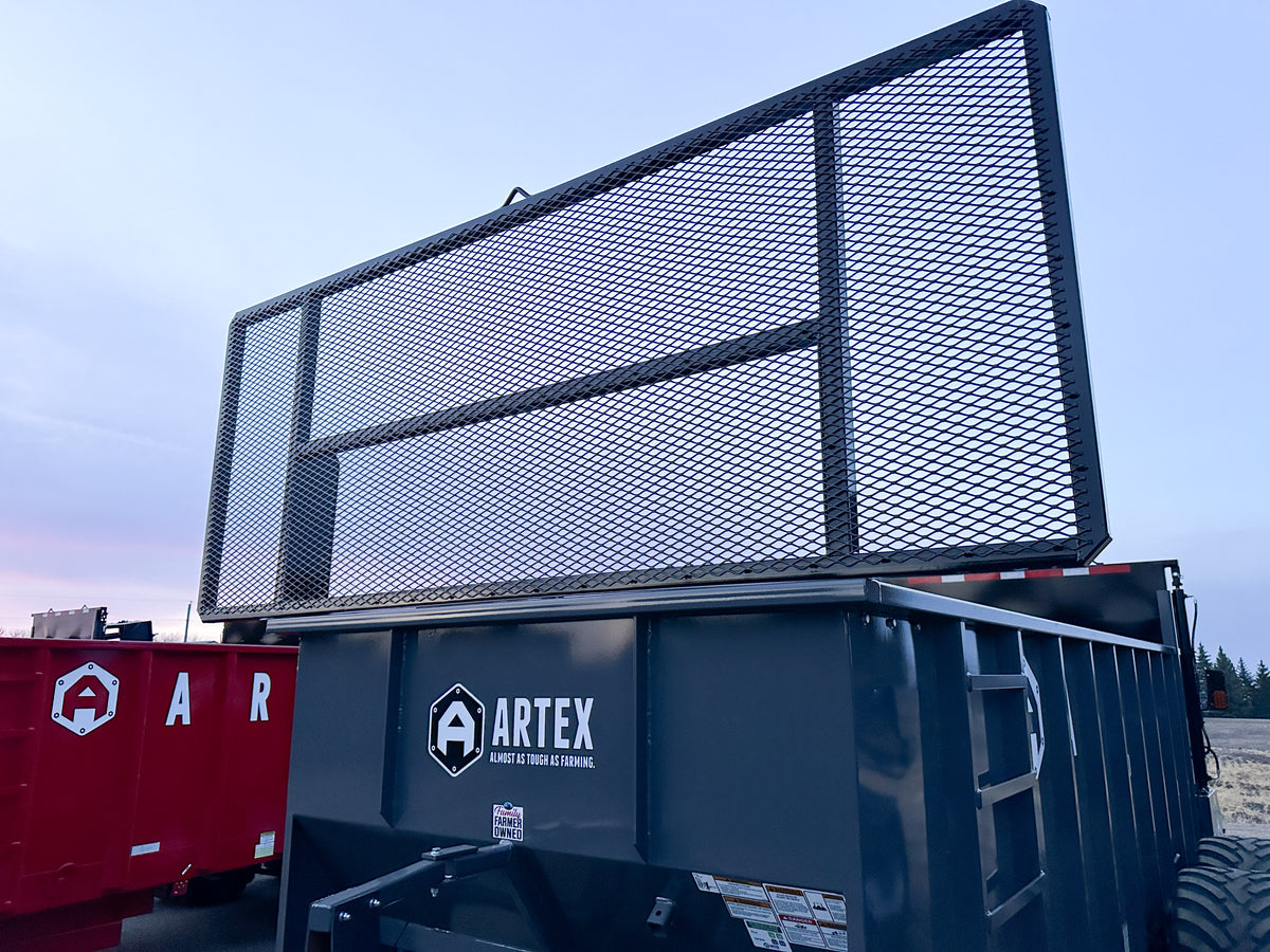 Artex SBX600 Vertical Beater Manure Spreader, 520 cu ft Struck