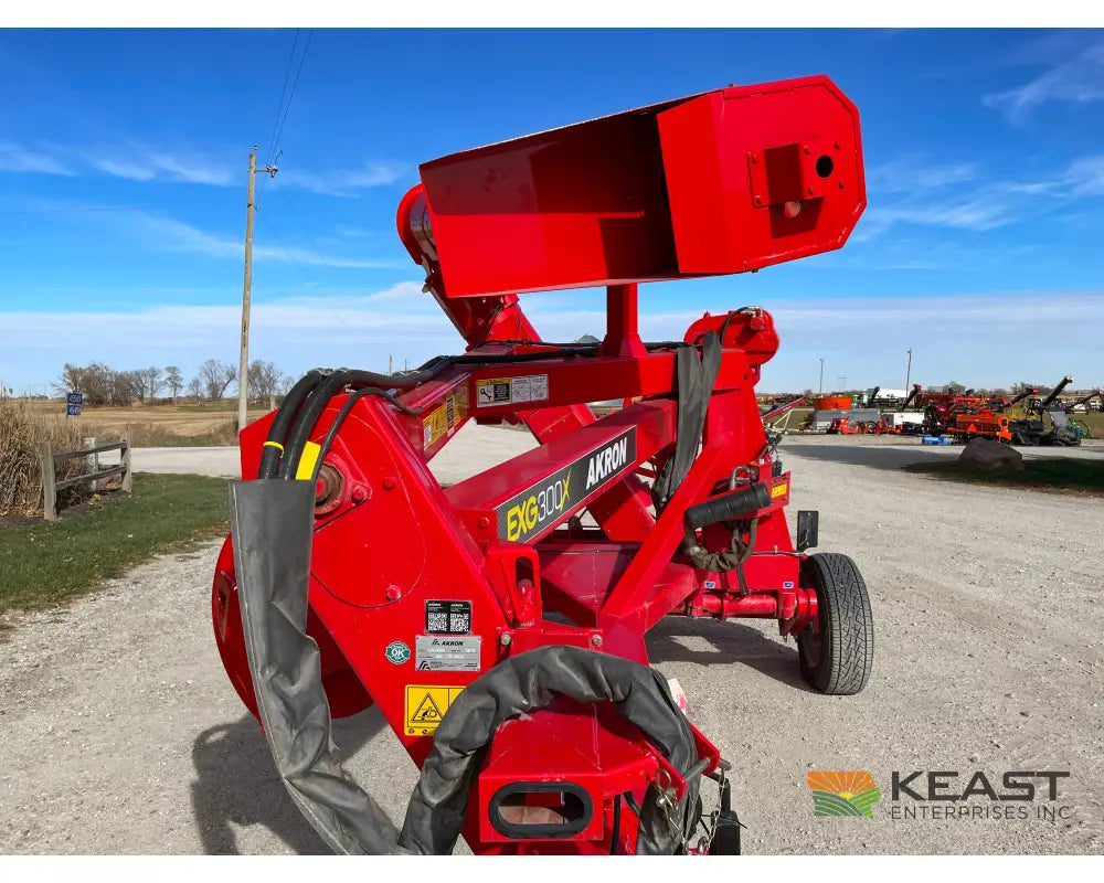 Akron EXG380X Grain Bag Unloader Up to 12,000 BPH 9’ & 10’ Bags Grain Bag Unloaders