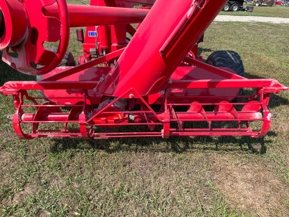 Akron EXG400X pickup auger and feed assembly — predecessor-model reference photo for EXG480X