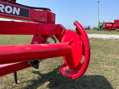 Akron EXG400X winding roller detail — predecessor-model reference photo for EXG480X