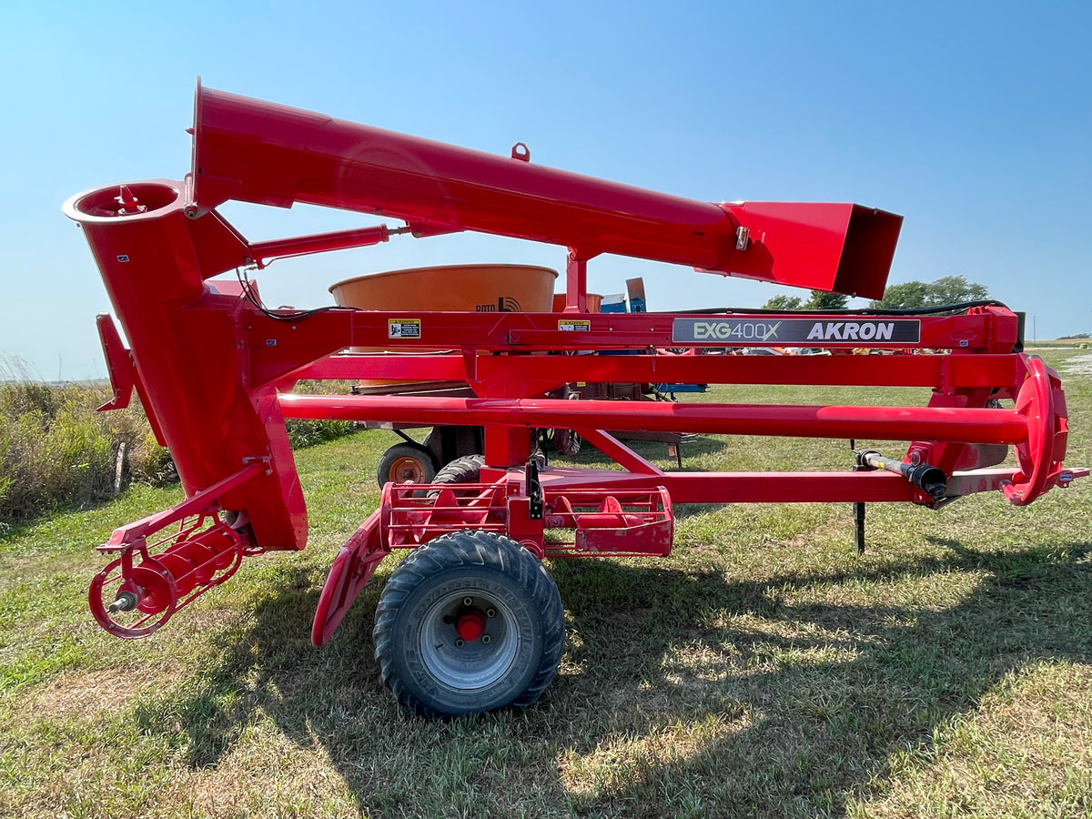 Akron EXG400X opposite-side whole-machine view — predecessor-model reference photo for EXG480X