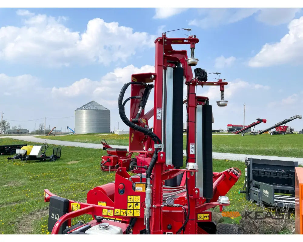 Anderson 680HS Single Bale Wrapper Up to 75 Bales Per Hour Bale Wrappers