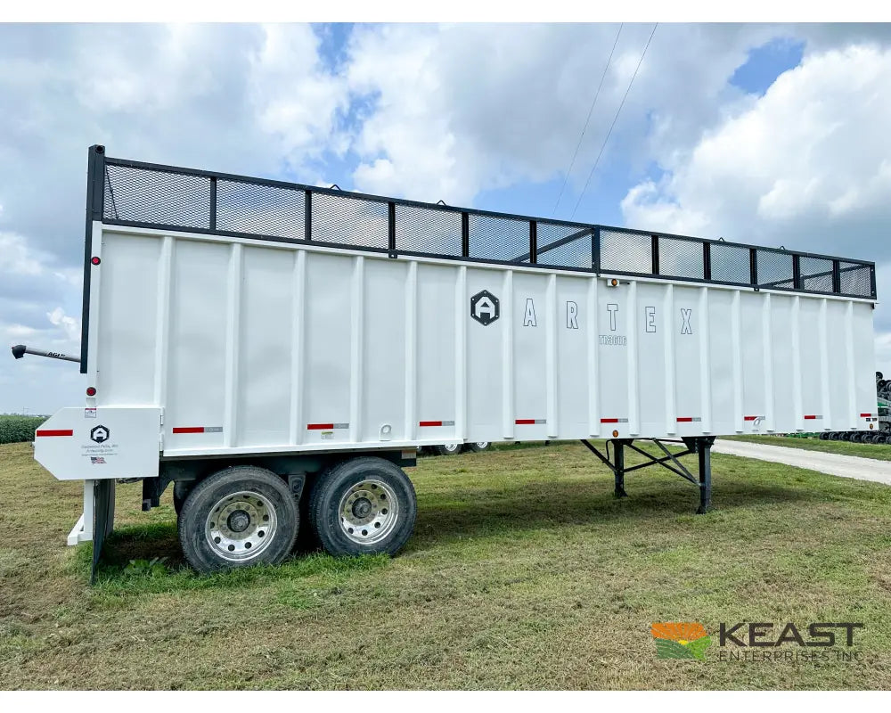 Artex TR3606 8 36’ Chainfloor Forage Trailer Spring Ride Aluminum Outer Rims Air Lift Tailgate Forage Trailers