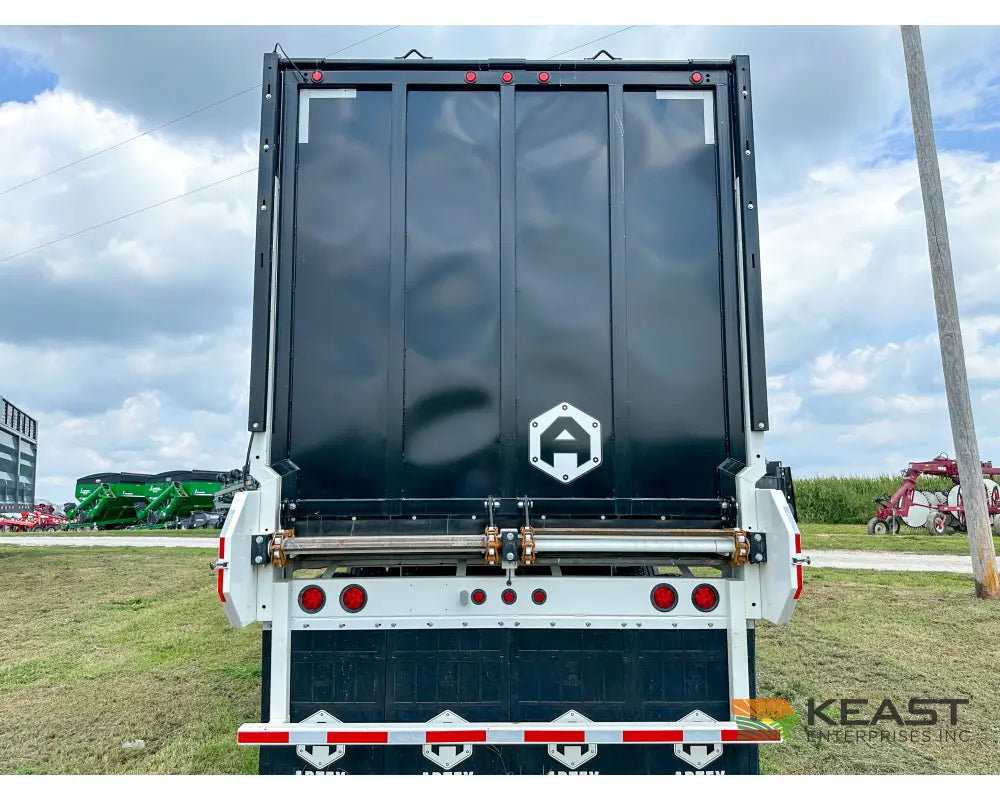 Artex TR3606 8 36’ Chainfloor Forage Trailer Spring Ride Aluminum Outer Rims Air Lift Tailgate Forage Trailers