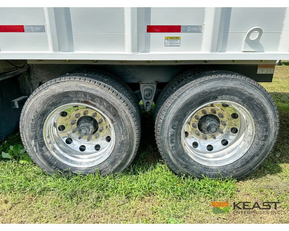 Artex TR3606 8 36’ Chainfloor Forage Trailer Spring Ride Aluminum Outer Rims Air Lift Tailgate Forage Trailers