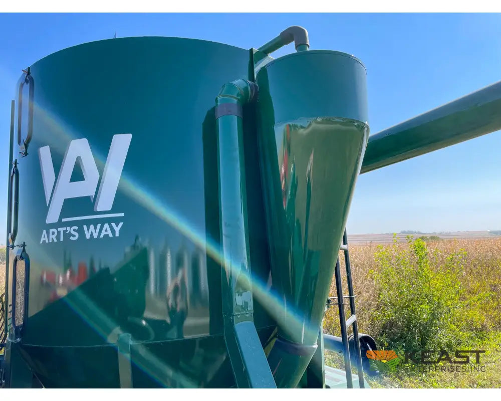 Art’s Way 6105 Cattle Maxx – 105 Bushel Tank 20’’ Roller Mill Feed Auger Grinder Mixers