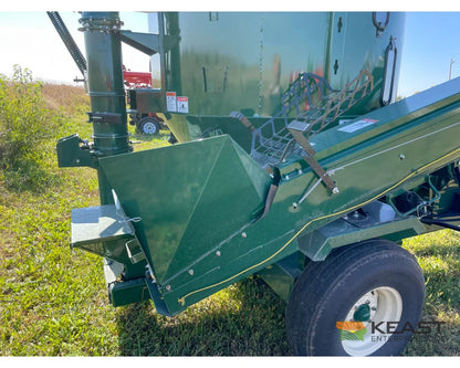 Art’s Way 6105 Cattle Maxx – 105 Bushel Tank 20’’ Roller Mill Feed Auger Grinder Mixers