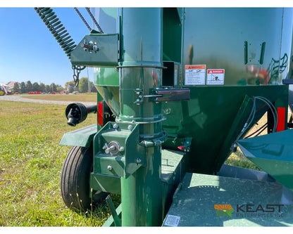 Art’s Way 6105 Cattle Maxx – 105 Bushel Tank 20’’ Roller Mill Feed Auger Grinder Mixers