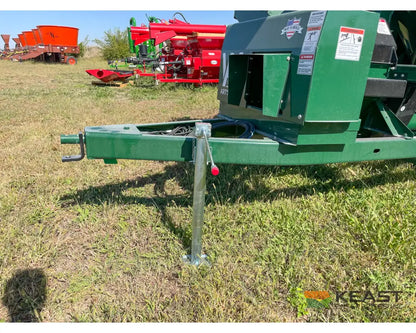 Art’s Way 6105 Cattle Maxx – 105 Bushel Tank 20’’ Roller Mill Feed Auger Grinder Mixers