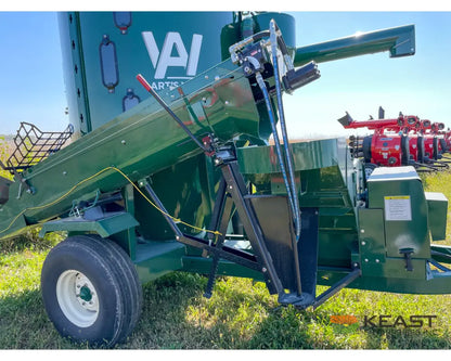 Art’s Way 6105 Cattle Maxx – 105 Bushel Tank 20’’ Roller Mill Feed Auger Grinder Mixers