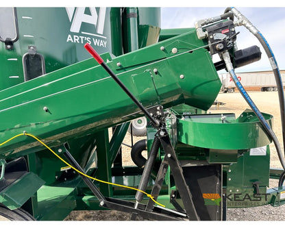 Art’s Way 6105 Grinder Mixer – 105 Bushel Tank 20’’ Hammer Mill Feed Auger Grinder Mixers